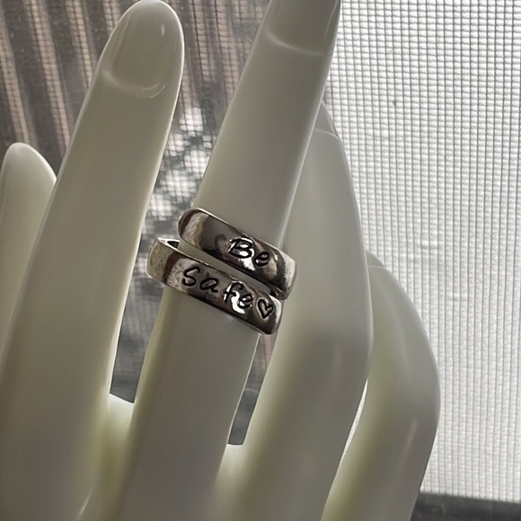Silver “Be Safe” Wrap Quote Ring - Picture 7 of 8